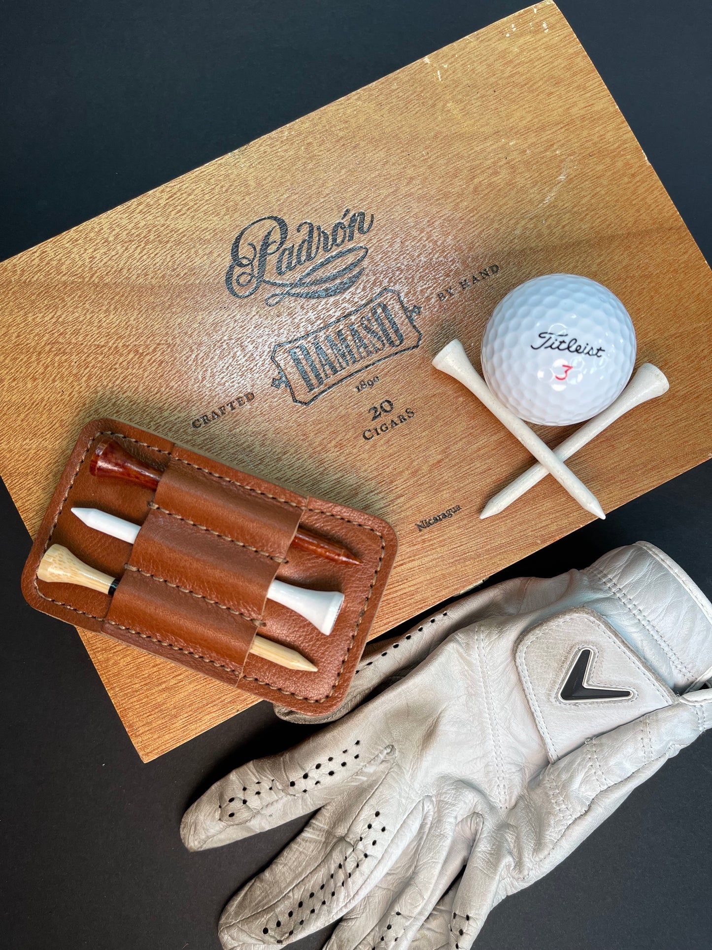 Pocket Golf Organizer. Brown Leather. Divot Tool and Golf Tee Holder